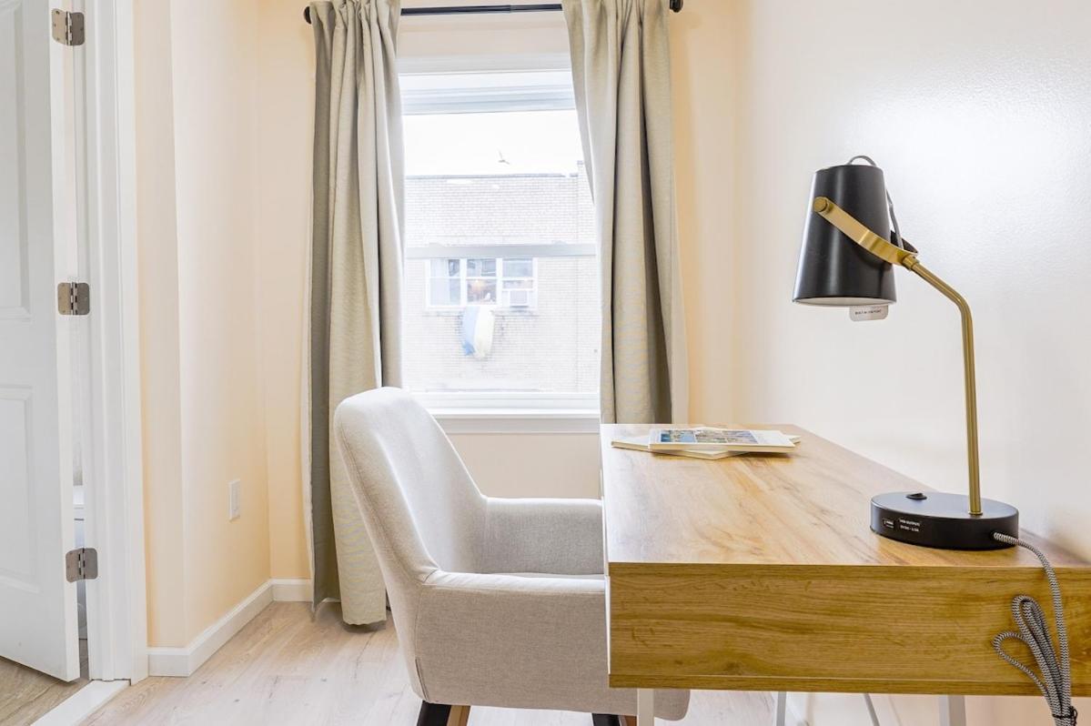 Spacious 3br Oasis With Patio & Arcade Fun In Philly