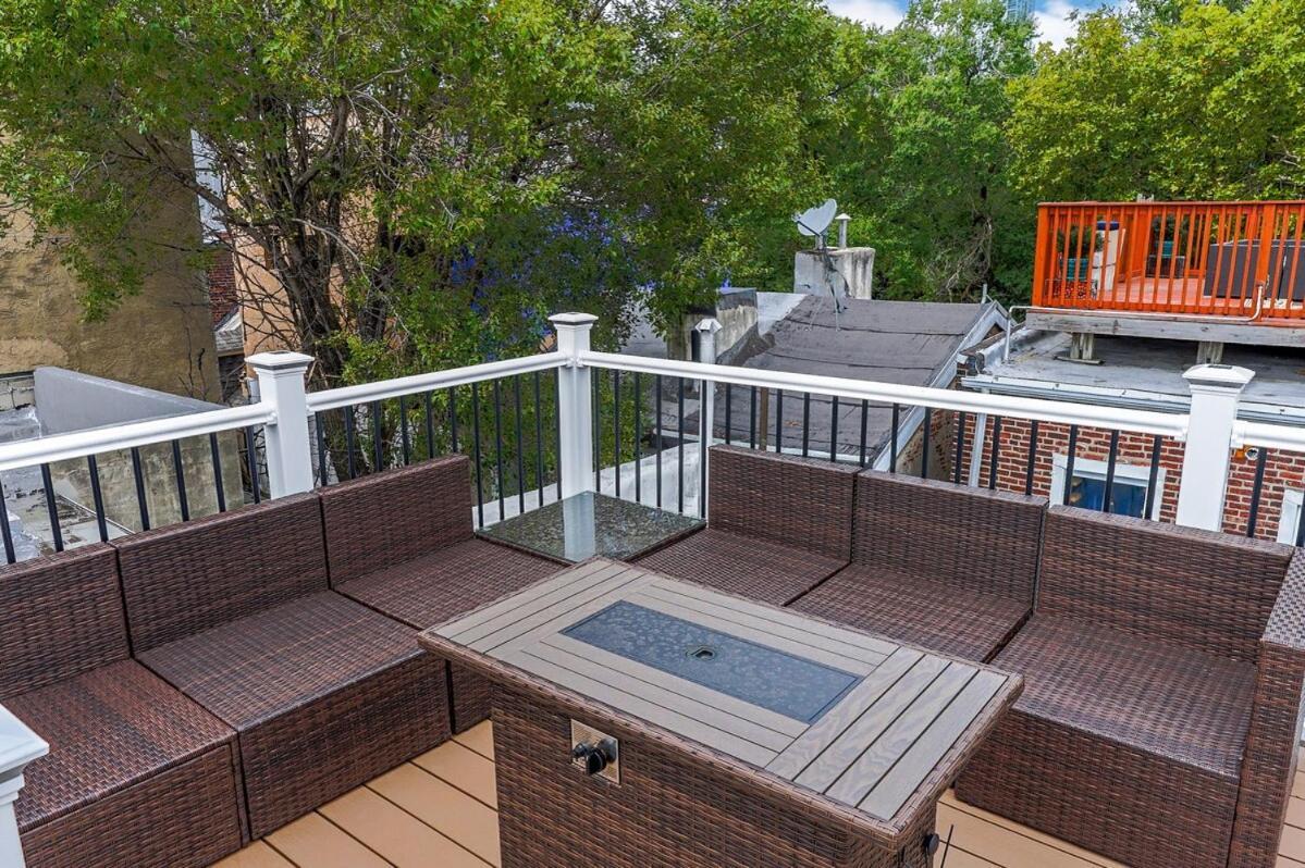 Spacious 3br Oasis With Patio & Arcade Fun In Philly Philadelphia