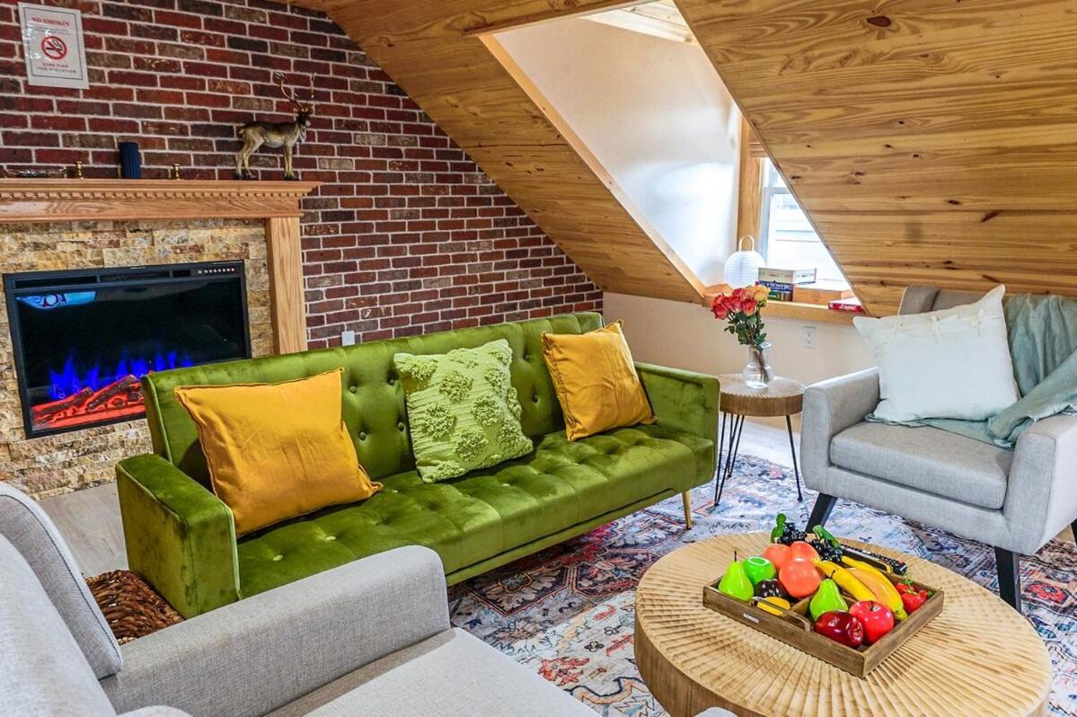 Apartment Spacious 3br Oasis With Patio & Arcade Fun In Philly *